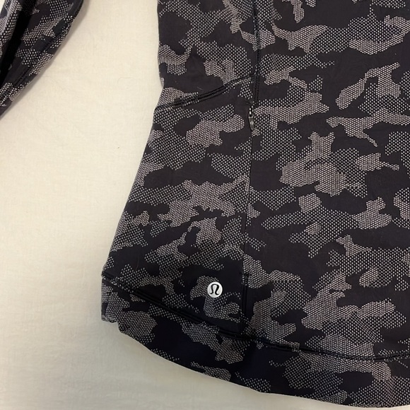 FREE SHIPPING lululemon thick running shirt - Picture 2 of 3